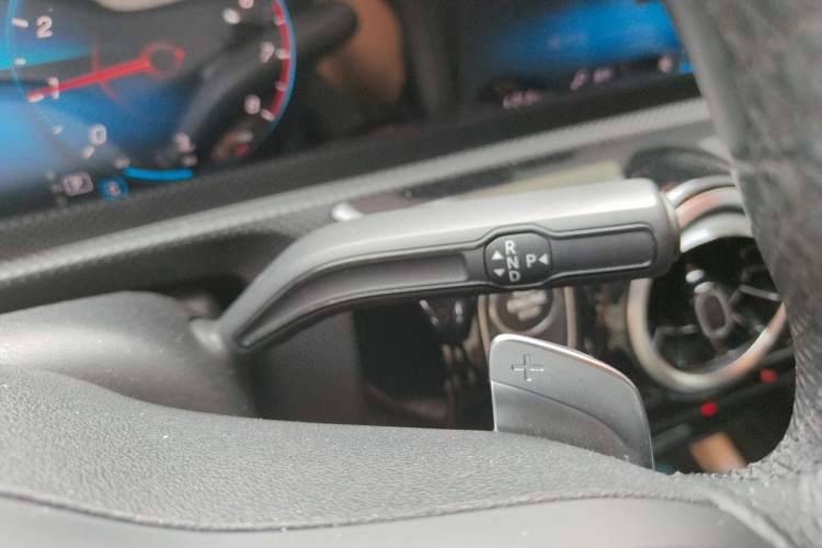 Used Mercedes-Benz A-Class 2019 A 200 L Sport Sedan Gear Lever