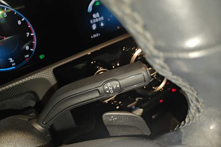 Used Mercedes-Benz A-Class 2019 A 200 Fashion Model Gear Lever