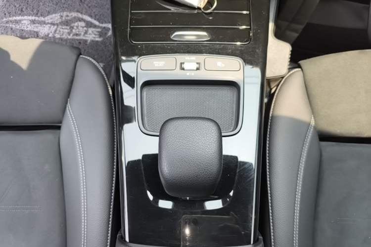 Used Mercedes-Benz A-Class 2019 A 180 L Sport Sedan Gear Lever
