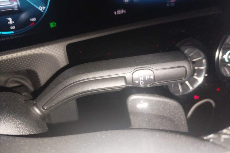 Used Mercedes-Benz A-Class 2019 A 200 Dynamic Edition Gear Lever