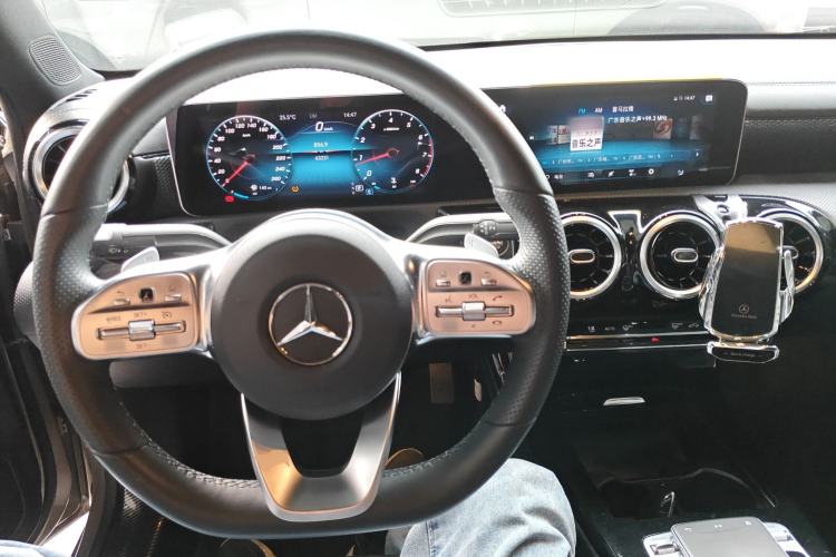Used Mercedes-Benz A-Class 2019 Restyled A 200 L Sport Sedan Interior 2
