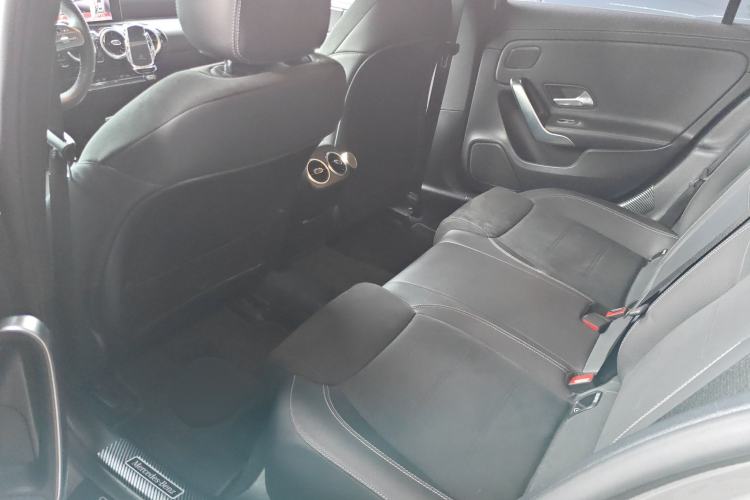 Used Mercedes-Benz A-Class 2019 Restyled A 200 L Sport Sedan Interior 4