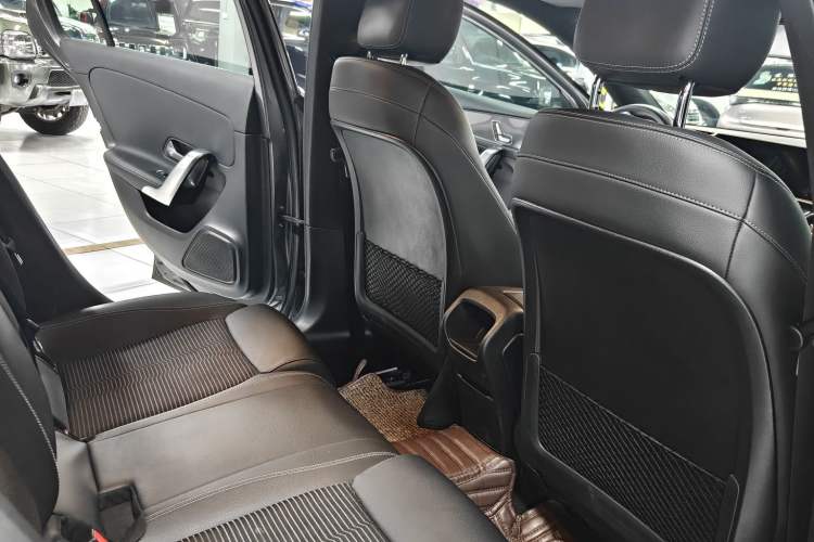 Used Mercedes-Benz A-Class 2019 A 200 Fashion Model Interior 5
