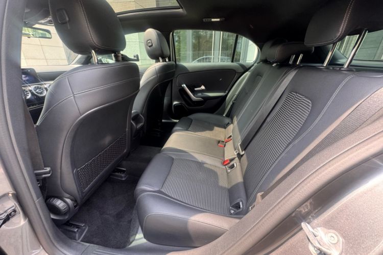 Used Mercedes-Benz A-Class 2019 A 200 Dynamic Edition Interior 7