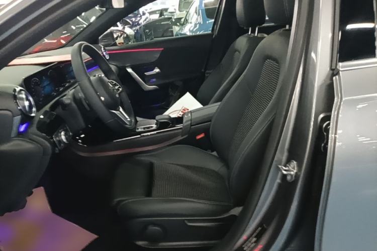 Used Mercedes-Benz A-Class 2019 A 200 Dynamic Edition Left Front Seat