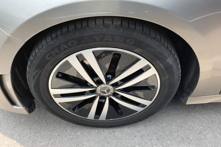 Used Mercedes-Benz A-Class 2019 A 180 L Sport Sedan Left Front Wheel Hub