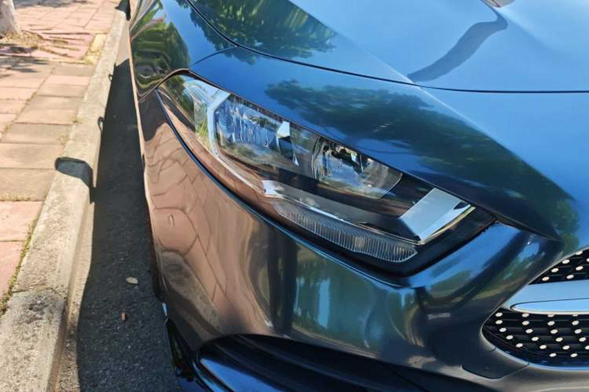Used Mercedes-Benz A-Class 2019 A 180 L Sport Sedan Right Front Headlight