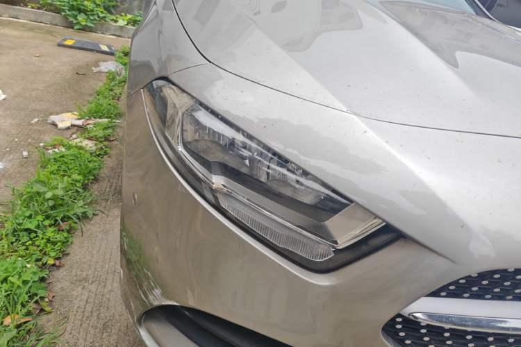 Used Mercedes-Benz A-Class 2019 A 180 L Sport Sedan Right Front Headlight