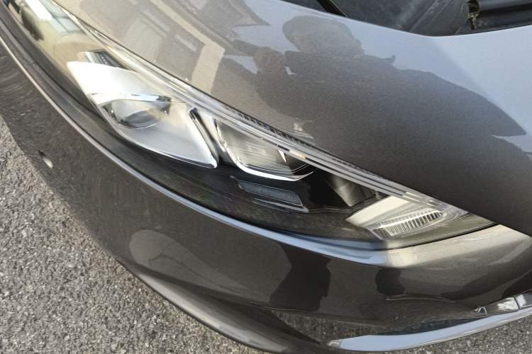 Used Mercedes-Benz A-Class 2019 A 200 Dynamic Edition Right Front Headlight