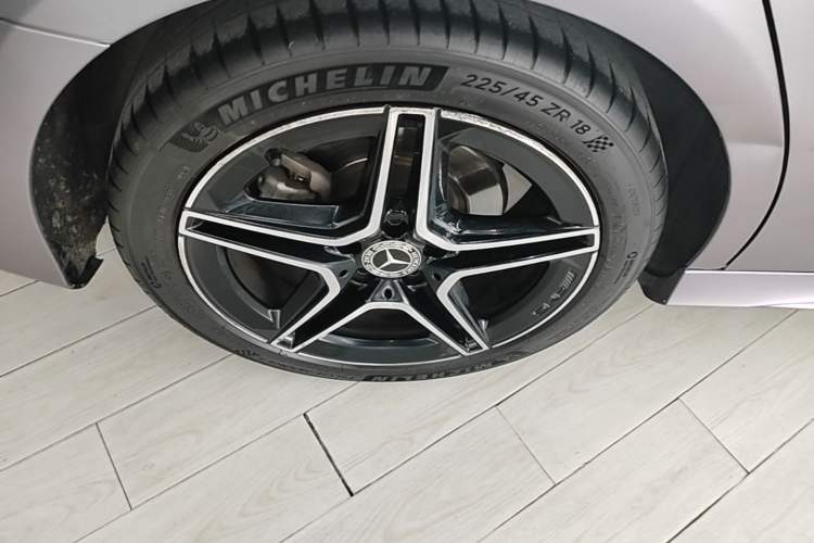 Used Mercedes-Benz A-Class 2019 A 200 L Sport Sedan Right Rear Wheel Hub