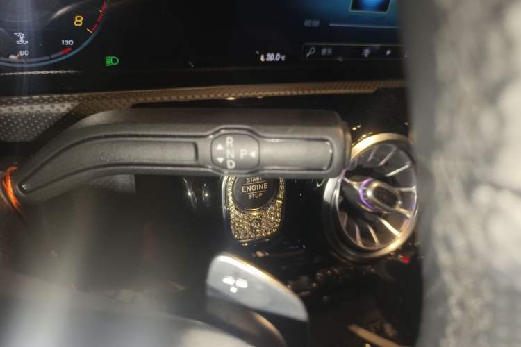 Used Mercedes-Benz A-Class 2019 A 200 L Sport Sedan First Edition Special Edition Gear Lever