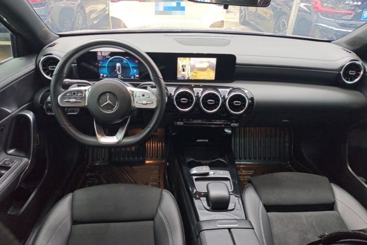 Used Mercedes-Benz A-Class 2019 A 180 L Sport Sedan Center Console