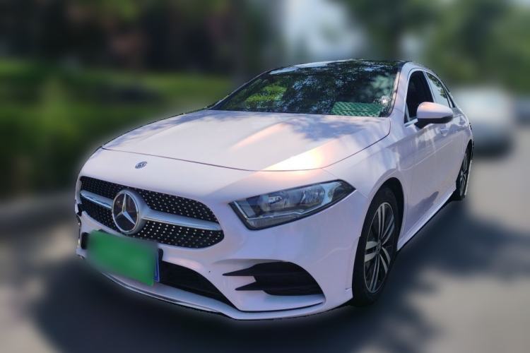 Used Mercedes-Benz A-Class 2019 Restyled A 180 L Sport Sedan Guazi used car, China used car export, Used car for sale, Used  cars, Cheapest cars for sale