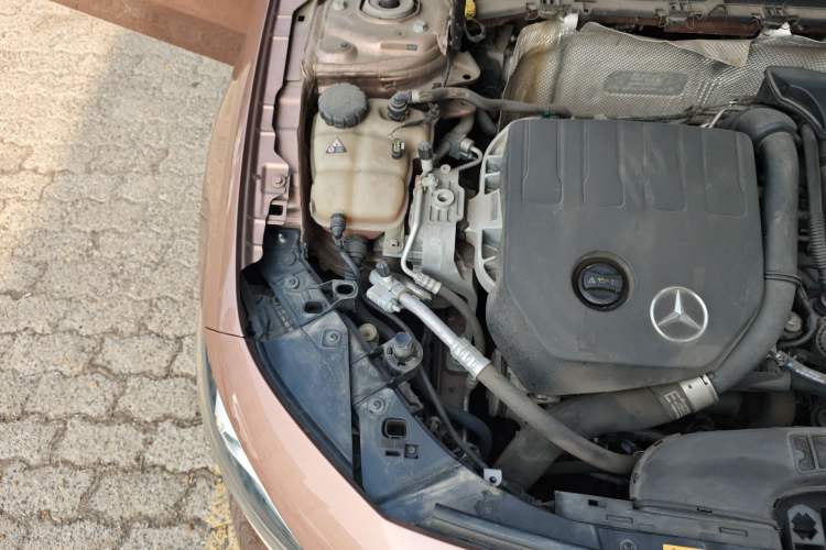 Used Mercedes-Benz A-Class 2019 A 200 L Sport Sedan Engine Bay Right