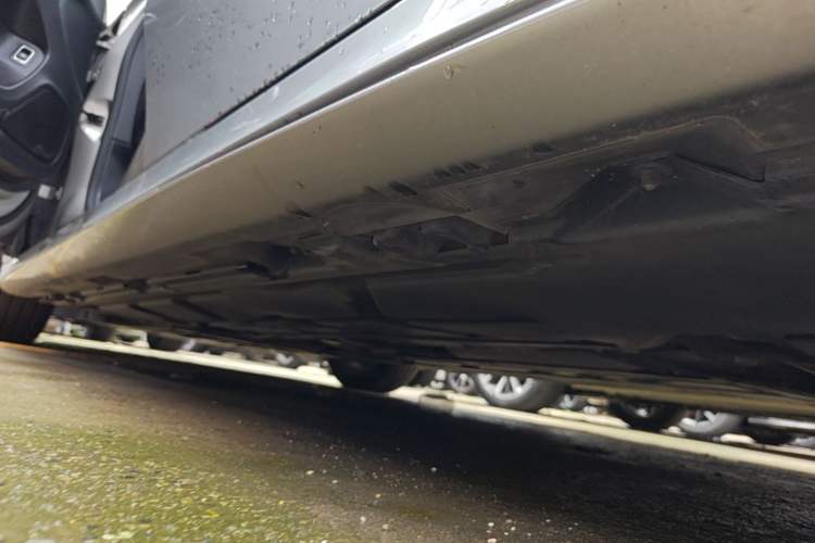 Used Mercedes-Benz A-Class 2019 A 180 L Sport Sedan Left Side Sill
