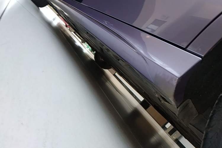 Used Mercedes-Benz A-Class 2019 A 200 L Sport Sedan Left Side Sill