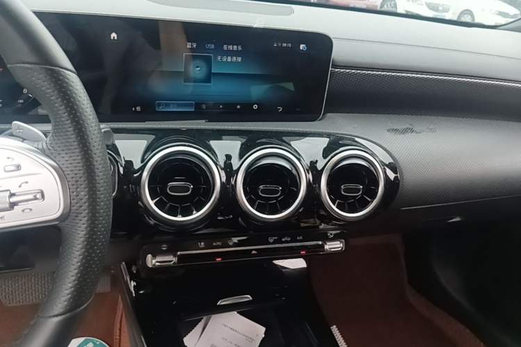 Used Mercedes-Benz A-Class 2019 Revised A 200 L Audio And AC Panel