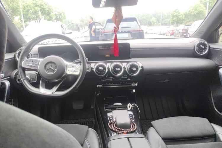 Used Mercedes-Benz A-Class 2019 A 200 L Sport Sedan Center Console