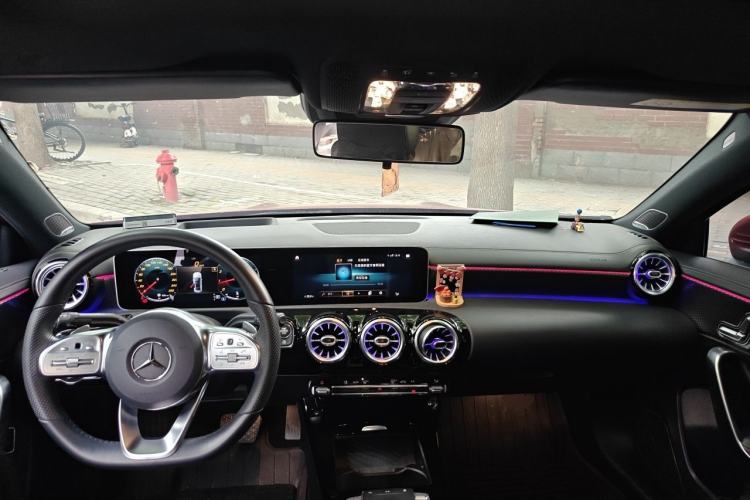 Used Mercedes-Benz A-Class 2019 A 200 L Sport Sedan Center Console