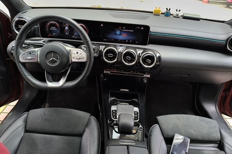 Used Mercedes-Benz A-Class 2019 A 200 L Sport Sedan Center Console