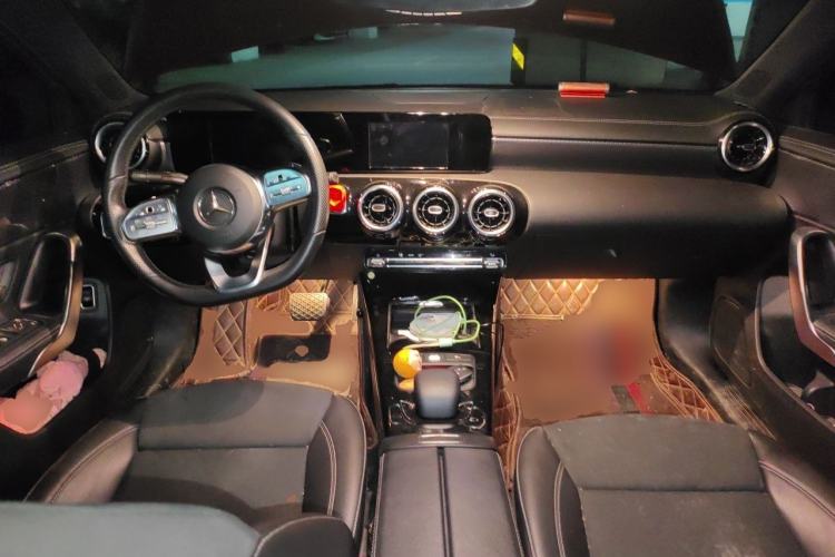 Used Mercedes-Benz A-Class 2019 Restyled A 180 L Sport Sedan Center Console