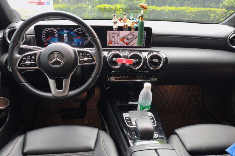 Used Mercedes-Benz A-Class 2019 A 200 Dynamic Edition Center Console