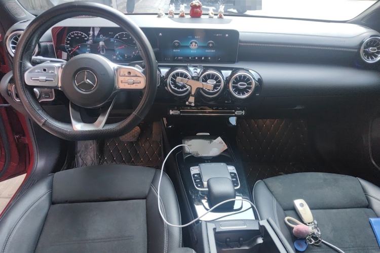 Used Mercedes-Benz A-Class 2019 A 200 L Sport Sedan Center Console