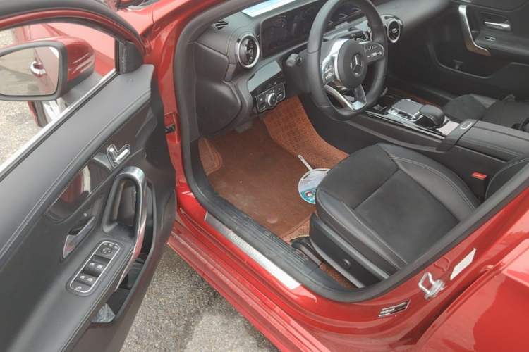Used Mercedes-Benz A-Class 2019 Revised A 200 L Driver Seat