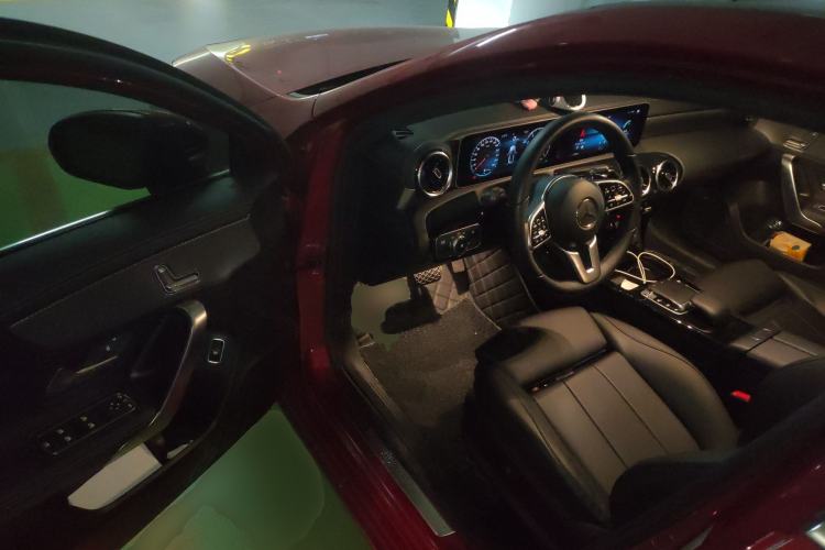 Used Mercedes-Benz A-Class 2019 A 200 L Driver Seat