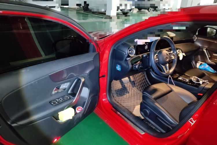 Used Mercedes-Benz A-Class 2019 A 200 Dynamic Edition Driver Seat