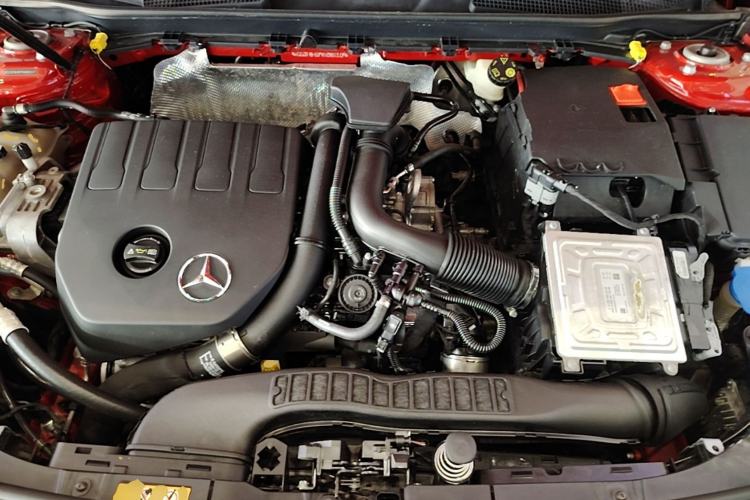 Used Mercedes-Benz A-Class 2019 A 200 Dynamic Edition Engine Bay