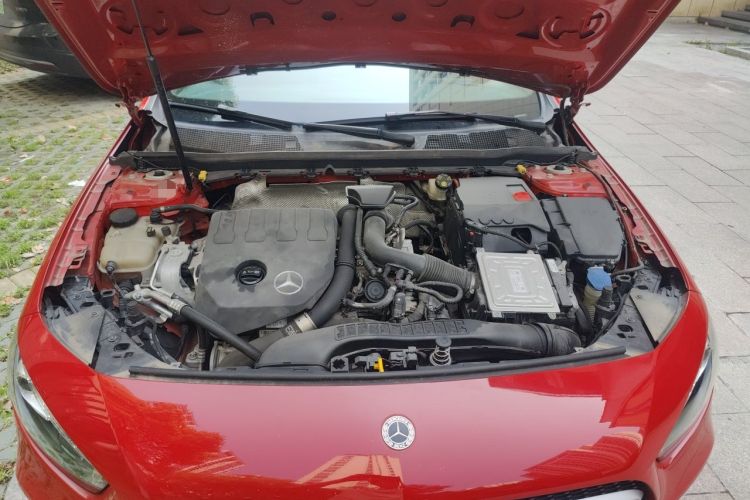 Used Mercedes-Benz A-Class 2019 A 200 Dynamic Edition Engine Bay