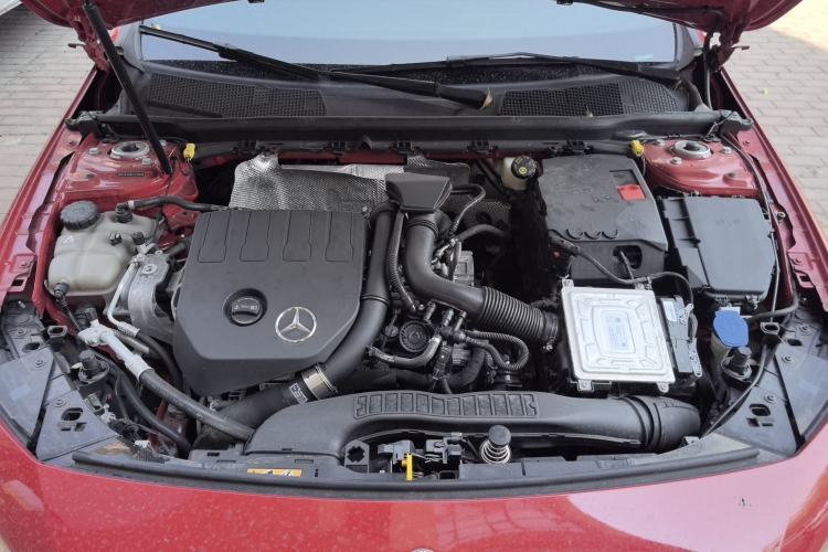 Used Mercedes-Benz A-Class 2019 A 200 Dynamic Edition Engine Bay