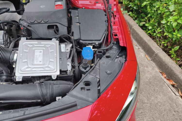 Used Mercedes-Benz A-Class 2019 A 200 Dynamic Edition Engine Bay Left