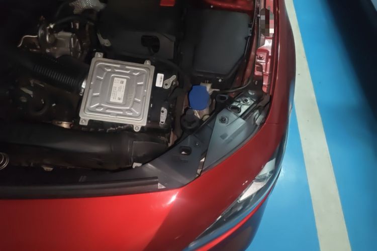 Used Mercedes-Benz A-Class 2019 A 200 L Sport Sedan Engine Bay Left