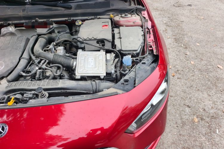 Used Mercedes-Benz A-Class 2019 A 200 L Sport Sedan Engine Bay Left