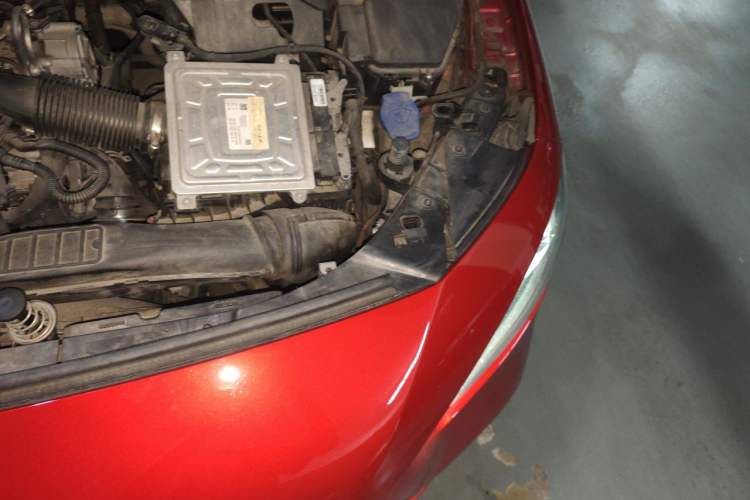 Used Mercedes-Benz A-Class 2019 A 200 L Sport Sedan Engine Bay Left