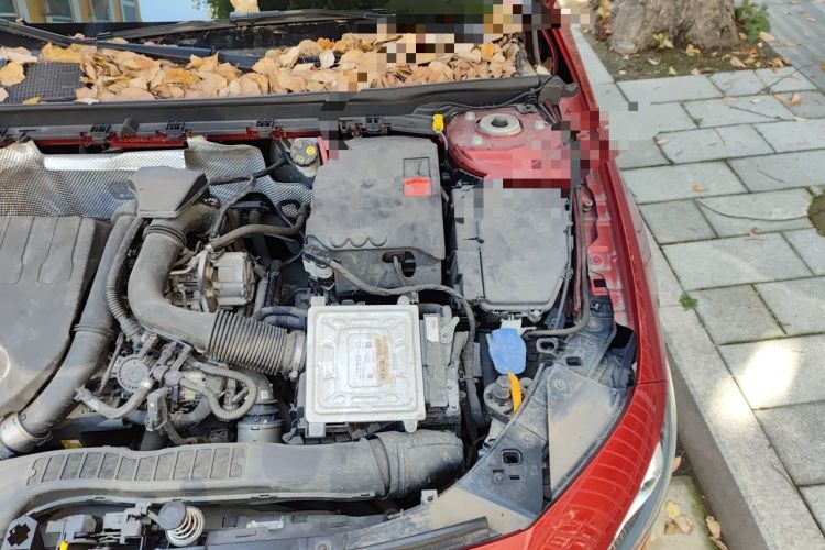 Used Mercedes-Benz A-Class 2019 Restyled A 200 L Sport Sedan Engine Bay Left