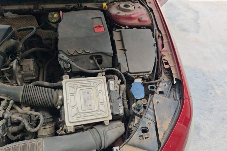 Used Mercedes-Benz A-Class 2019 A 200 L Sport Sedan Engine Bay Left