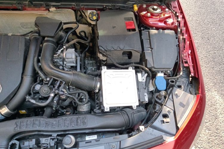 Used Mercedes-Benz A-Class 2019 A 180 L Sport Sedan Engine Bay Left