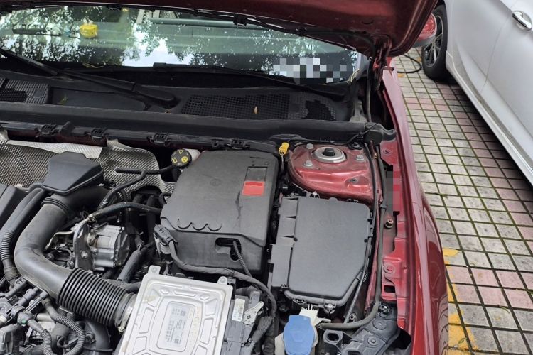 Used Mercedes-Benz A-Class 2019 A 200 L Sport Sedan Engine Bay Left