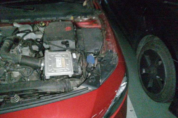 Used Mercedes-Benz A-Class 2019 A 200 L Sport Sedan Engine Bay Left
