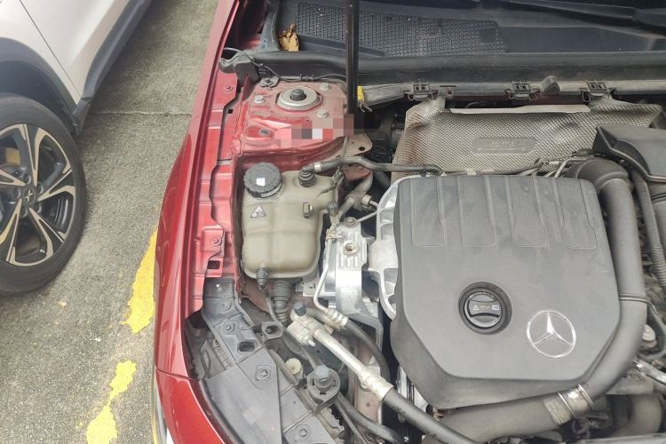 Used Mercedes-Benz A-Class 2019 A 200 L Sport Sedan Engine Bay Right