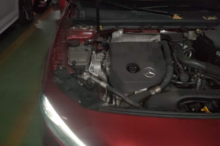 Used Mercedes-Benz A-Class 2019 A 200 L Engine Bay Right