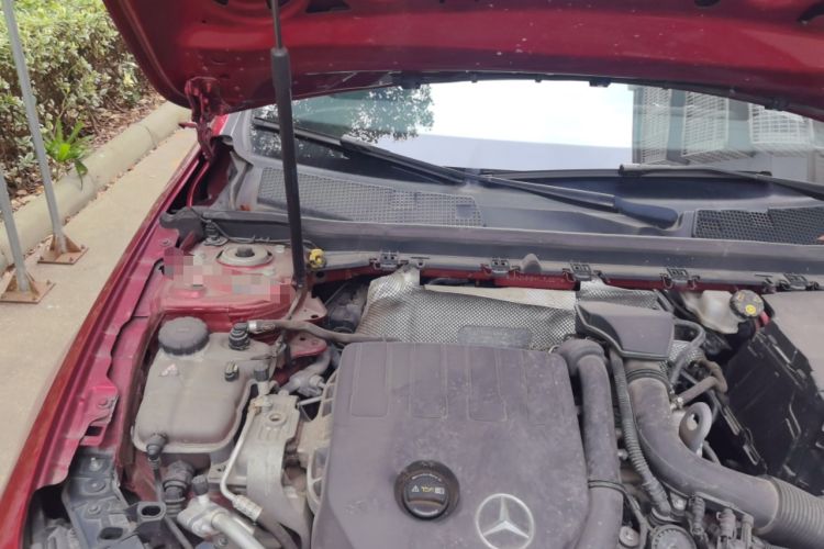Used Mercedes-Benz A-Class 2019 A 200 L Sport Sedan Engine Bay Right
