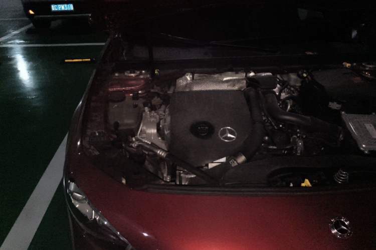 Used Mercedes-Benz A-Class 2019 A 200 L Sport Sedan Engine Bay Right