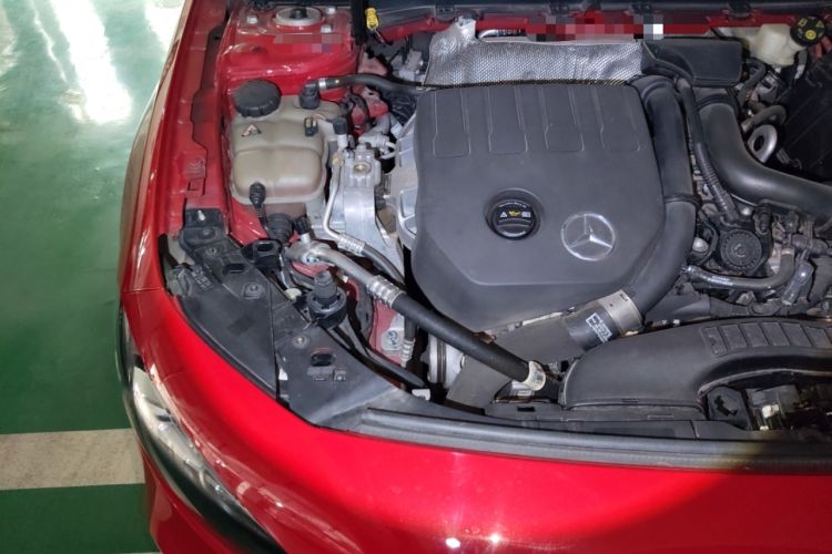 Used Mercedes-Benz A-Class 2019 A 200 Dynamic Edition Engine Bay Right
