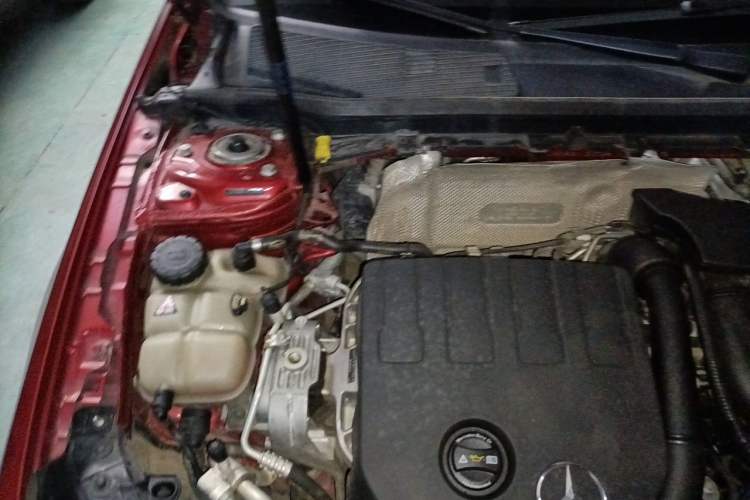 Used Mercedes-Benz A-Class 2019 A 200 L Sport Sedan Engine Bay Right