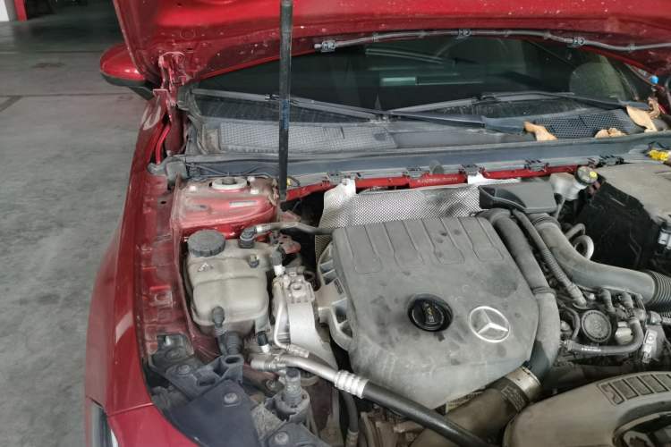 Used Mercedes-Benz A-Class 2019 A 200 L Sport Sedan Engine Bay Right