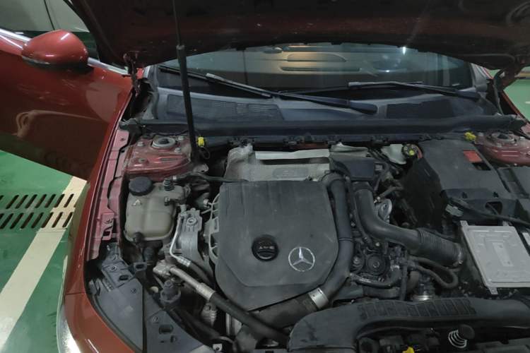 Used Mercedes-Benz A-Class 2019 A 200 L Sport Sedan Engine Bay Right